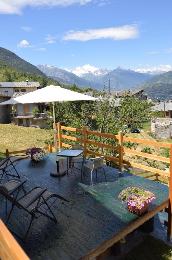 Chambres D'Hotes La Moraine Enchantee Gressan Exterior photo