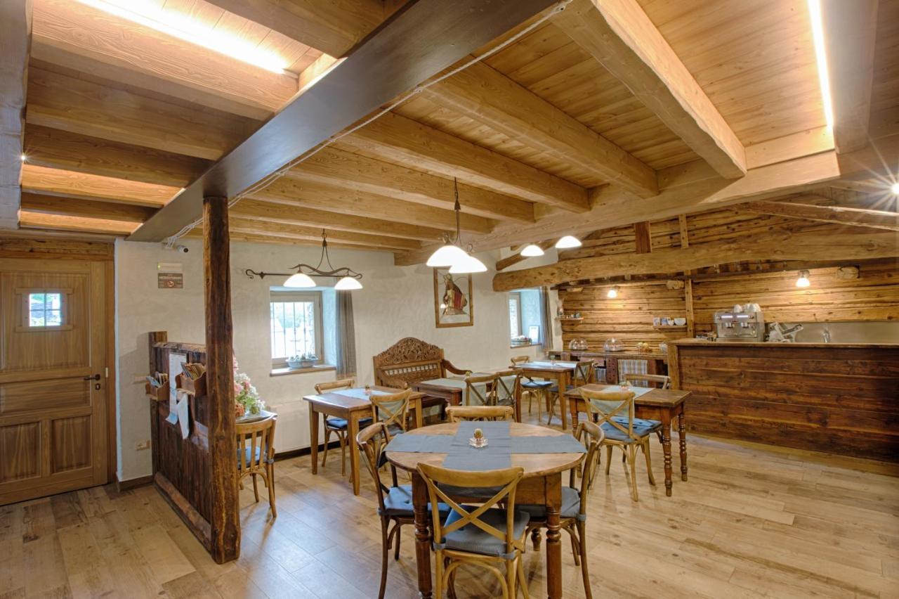 Chambres D'Hotes La Moraine Enchantee Gressan Exterior photo